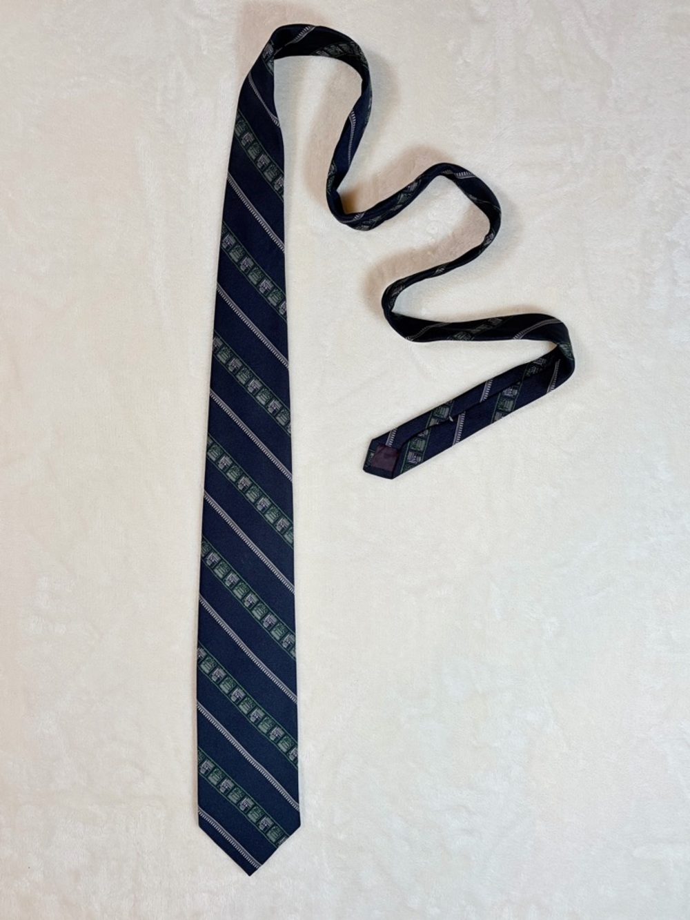Smithsonian Institute Geometric Technology‎ Men's Tie